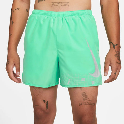 Nike UV Division 5’ Challenger Short - Mint